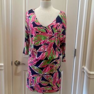 Lilly Pulitzer dress size Small,